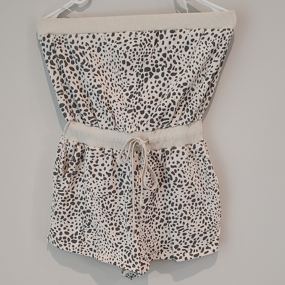 Cream & Black Animal Patterned Romper Festival Beach Vacation Simple Casual Soft